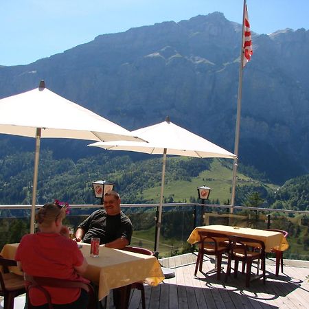 Hotel Restaurant Flaschen Альбинен Экстерьер фото