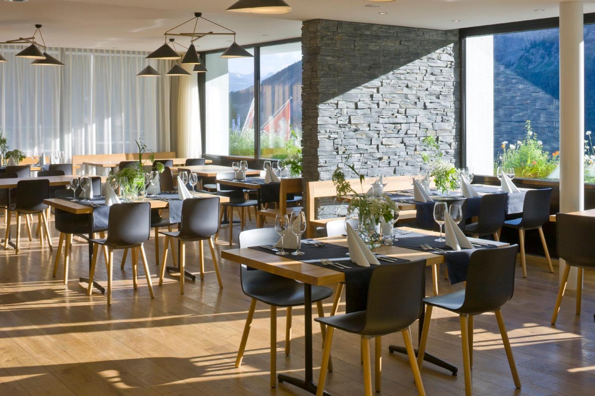 Hotel Restaurant Flaschen Альбинен Экстерьер фото