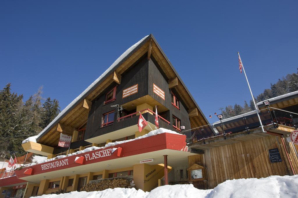 Hotel Restaurant Flaschen Альбинен Экстерьер фото
